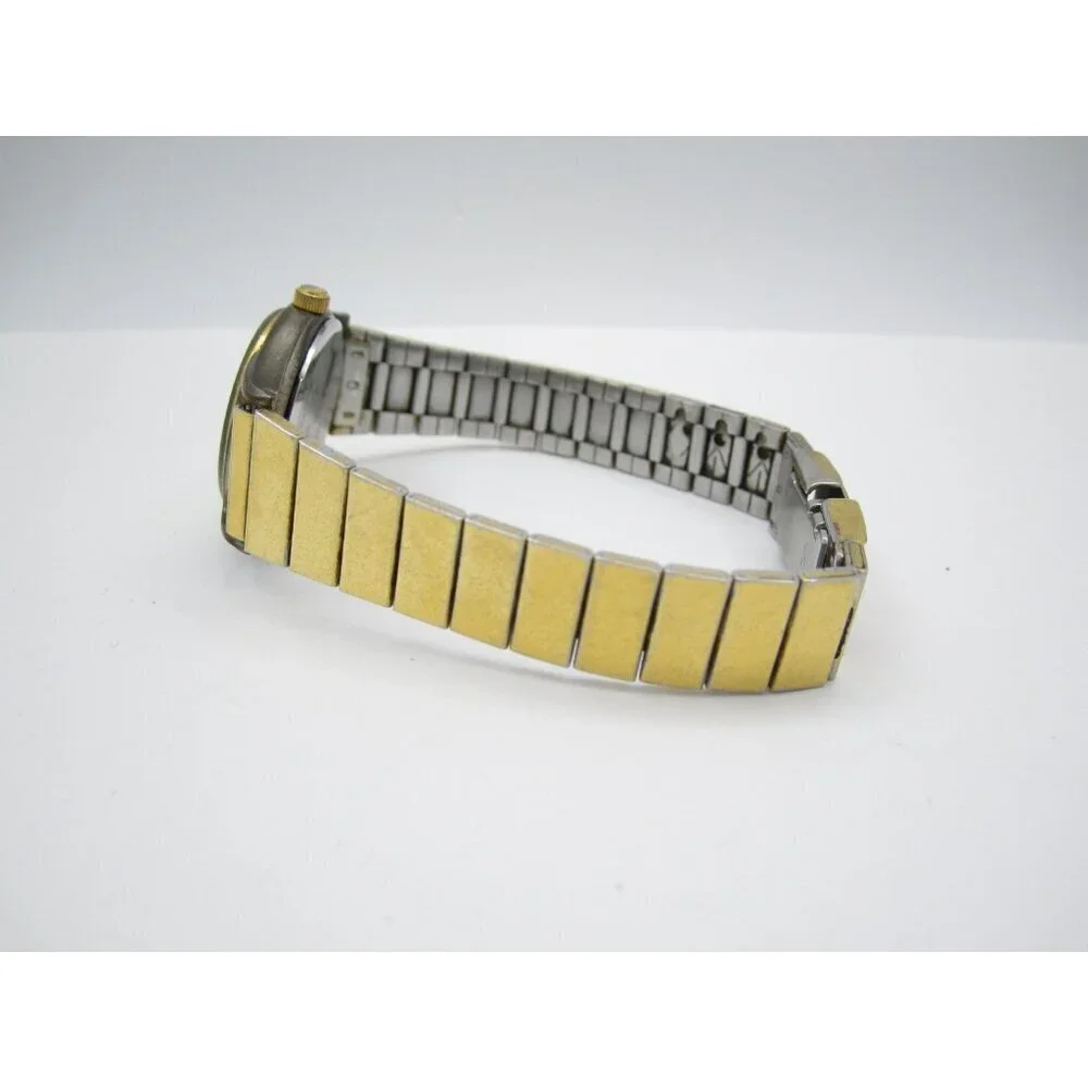 Vtg Women Regalle Swiss Quartz WR Analog‎ 24mm Round Watch (H781) 